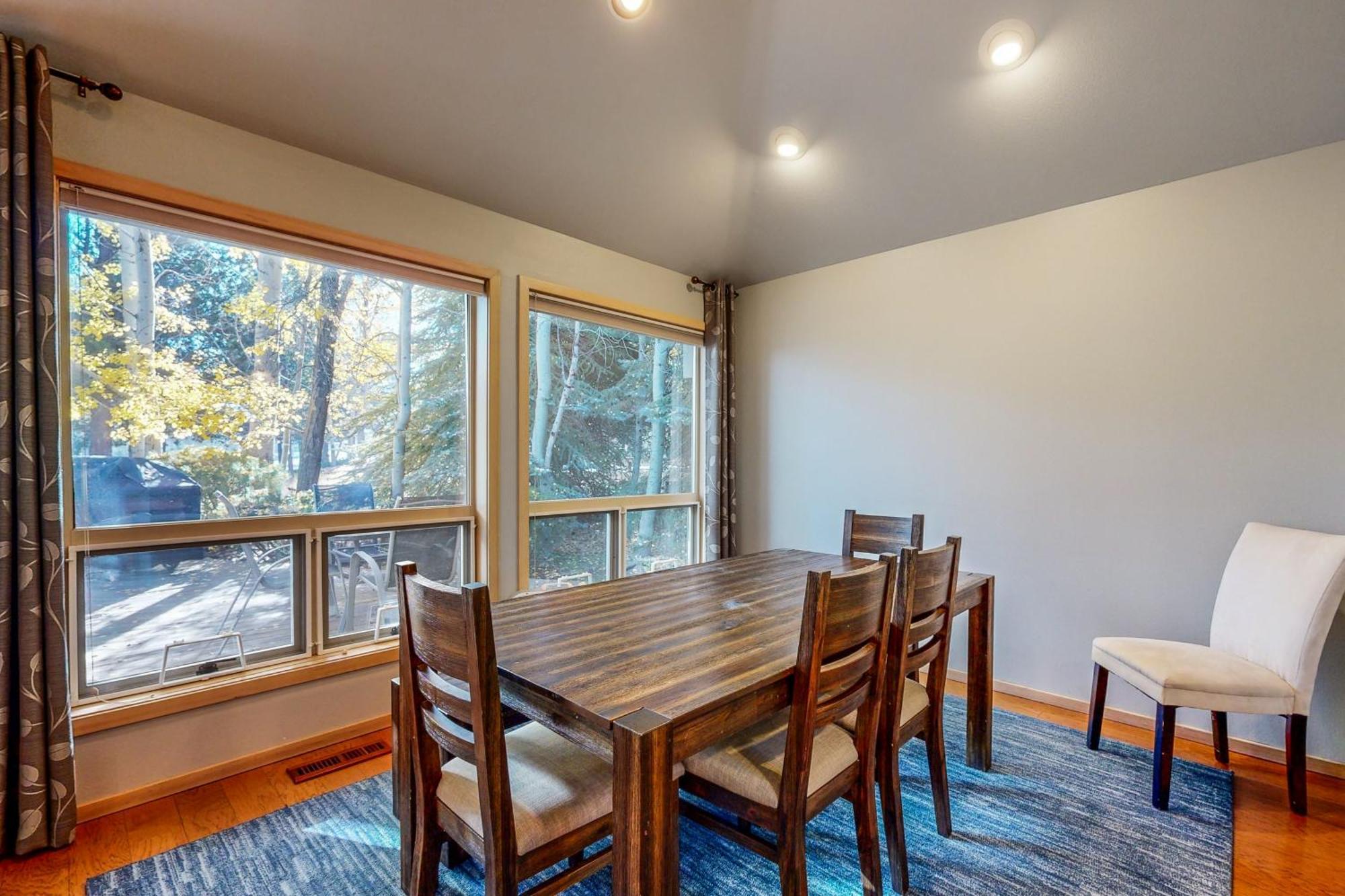 Tree Branch Cabin Sunriver Exterior photo